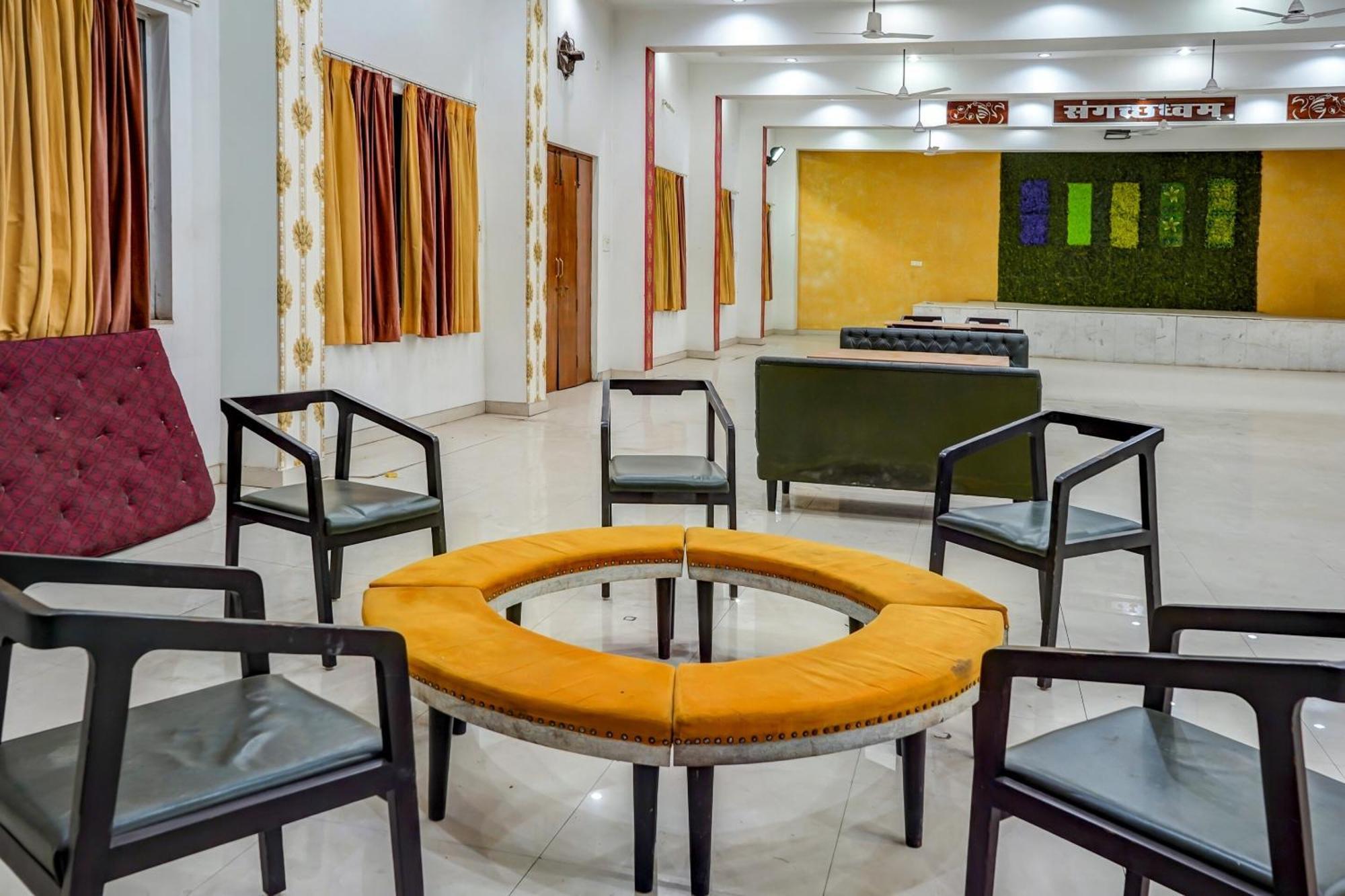 Hotel O Welcome Sri Rāipur エクステリア 写真