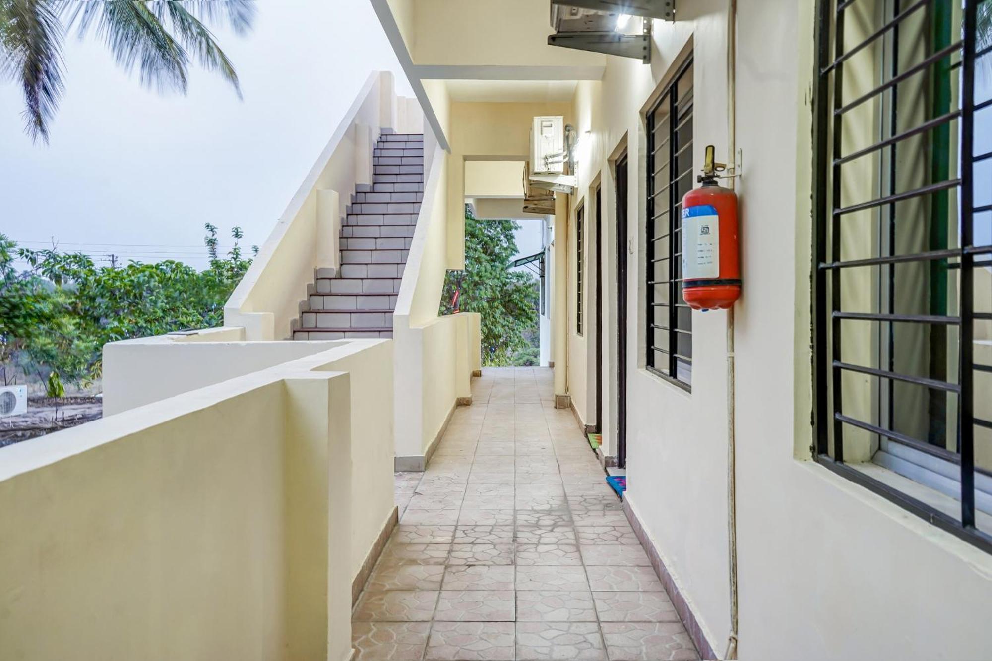 Hotel O Welcome Sri Rāipur エクステリア 写真