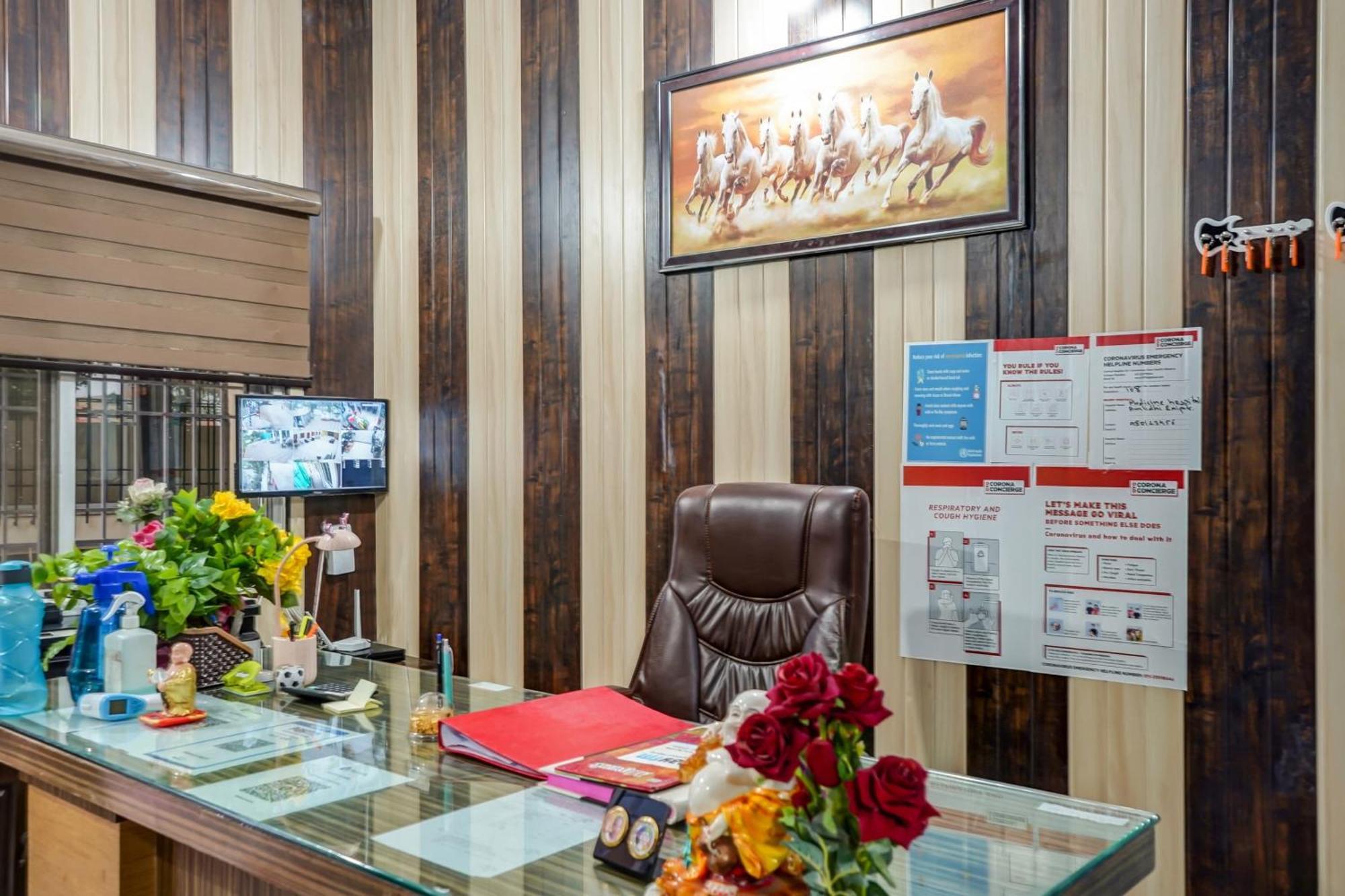 Hotel O Welcome Sri Rāipur エクステリア 写真
