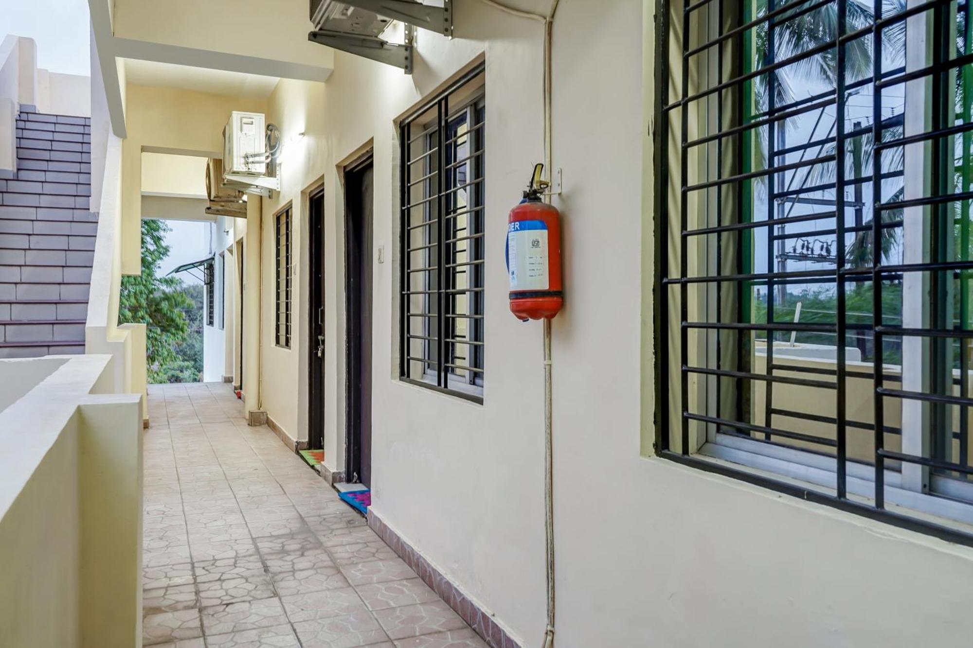 Hotel O Welcome Sri Rāipur エクステリア 写真