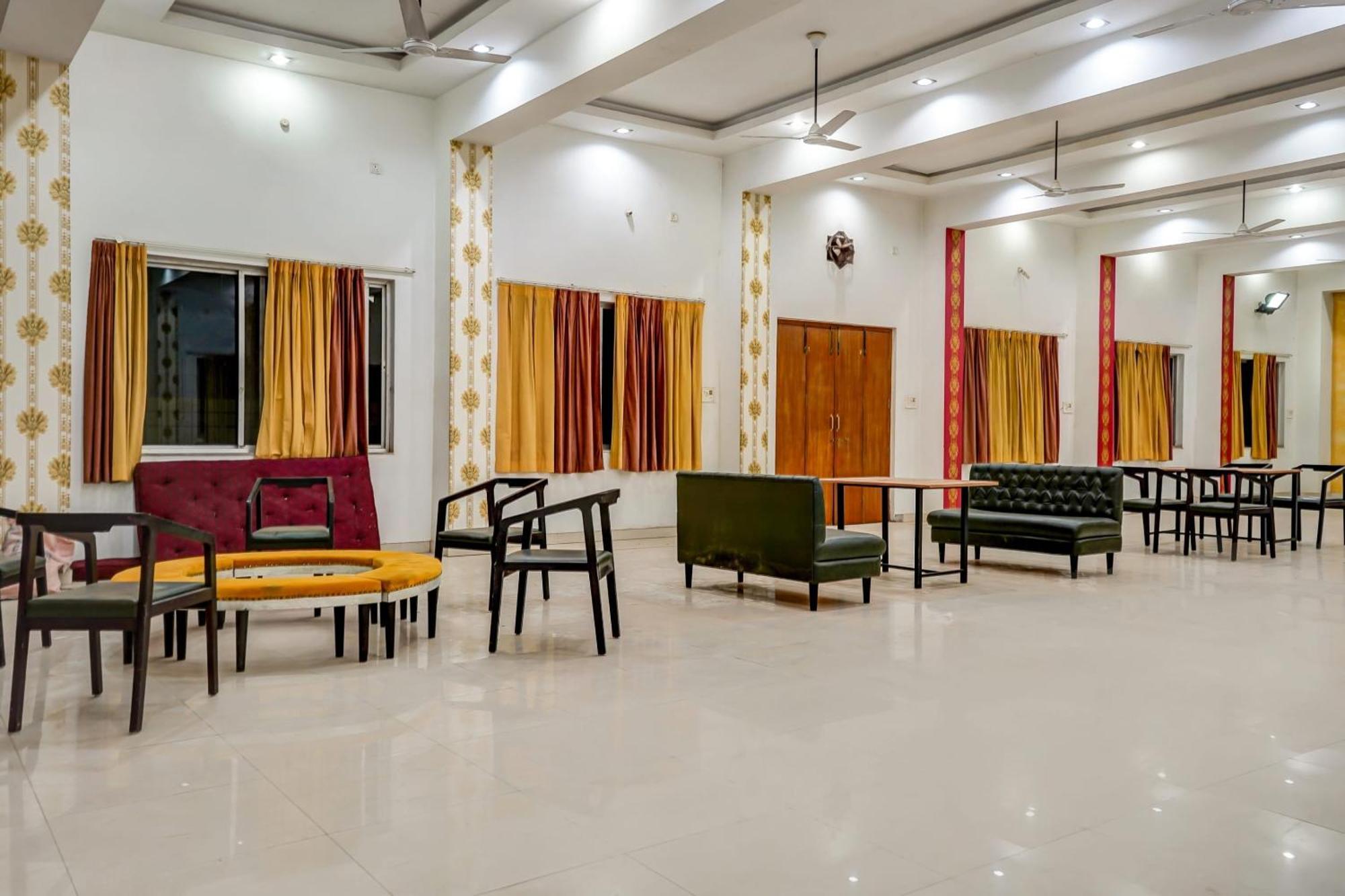 Hotel O Welcome Sri Rāipur エクステリア 写真